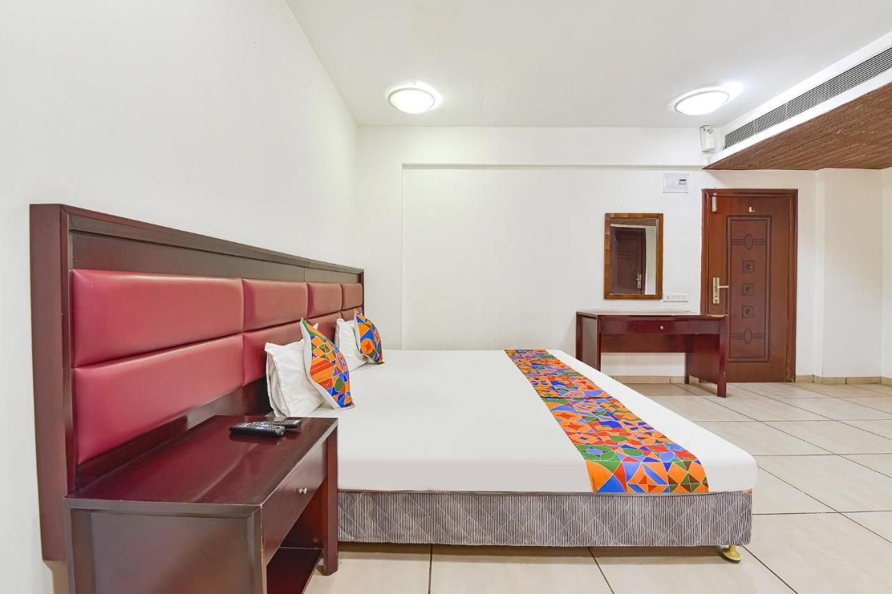 Fabhotel Gl Residency - Satellite Ahmedabad Exterior foto